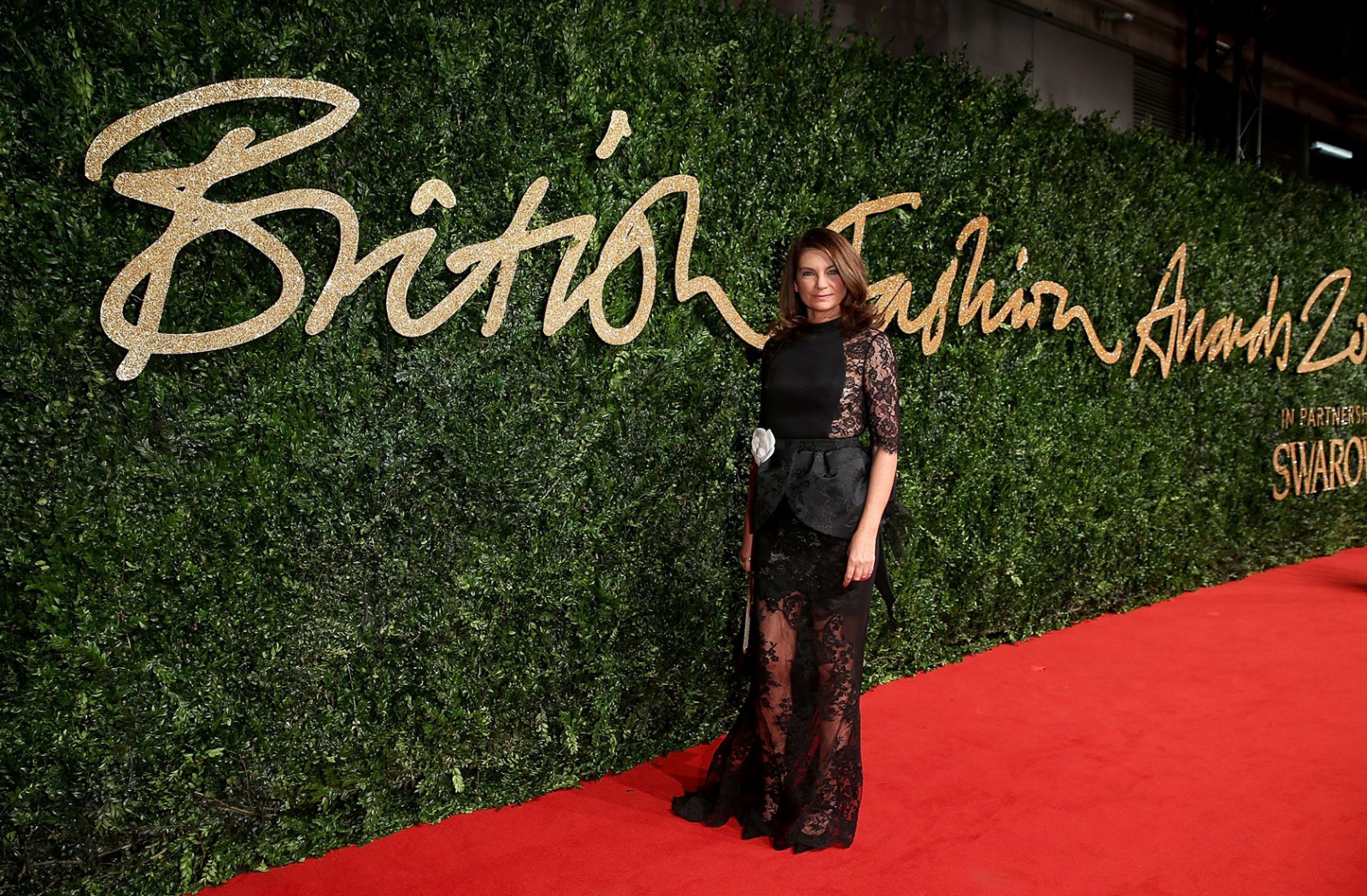 British Fashion Awards 2015 unveils crystal trophy and new branding